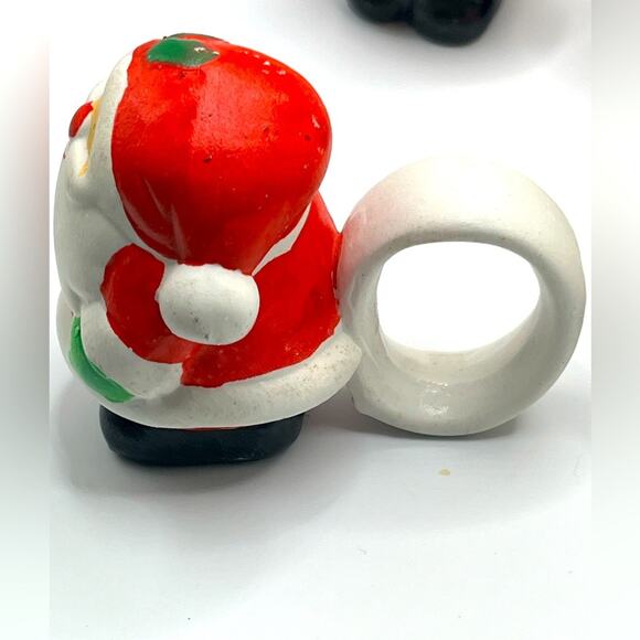 Vintage Santa porcelain napkin rings, set of 7 - Picture 4 of 6
